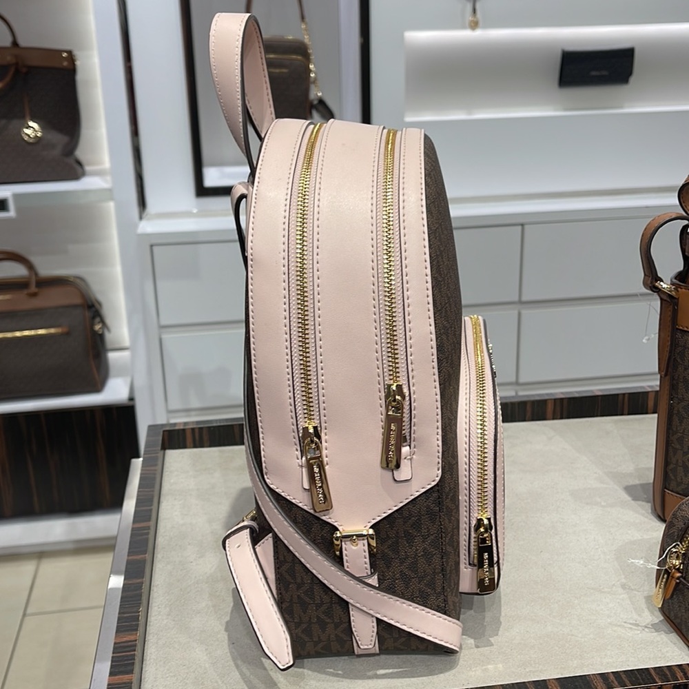 Michael Kors Backpack Bag Jaycee Md Backpack Powder Blush 35S2G8TB2B
Brown - Picture 4 of 16